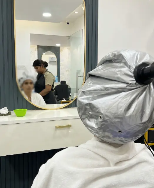Advanced scalp analysis before an Indo-Korean head spa treatment